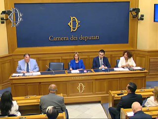 Roma - Sguardo di donna - Conferenza stampa di Sara Ferrari (16.06.25)