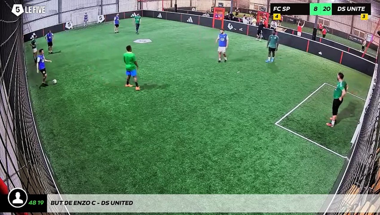 But de Enzo C - Ds United