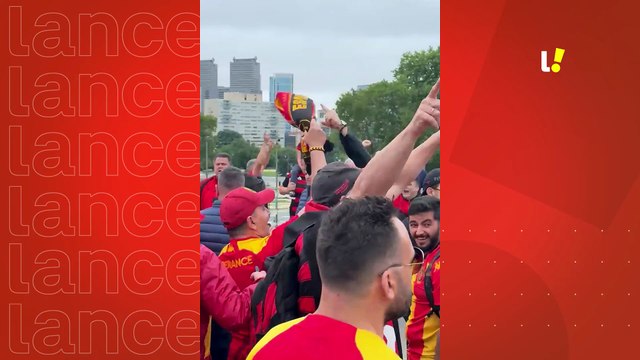 Duelo de torcidas marca o pré-jogo de Flamengo e Espérance, pelo Mundial de Clubes