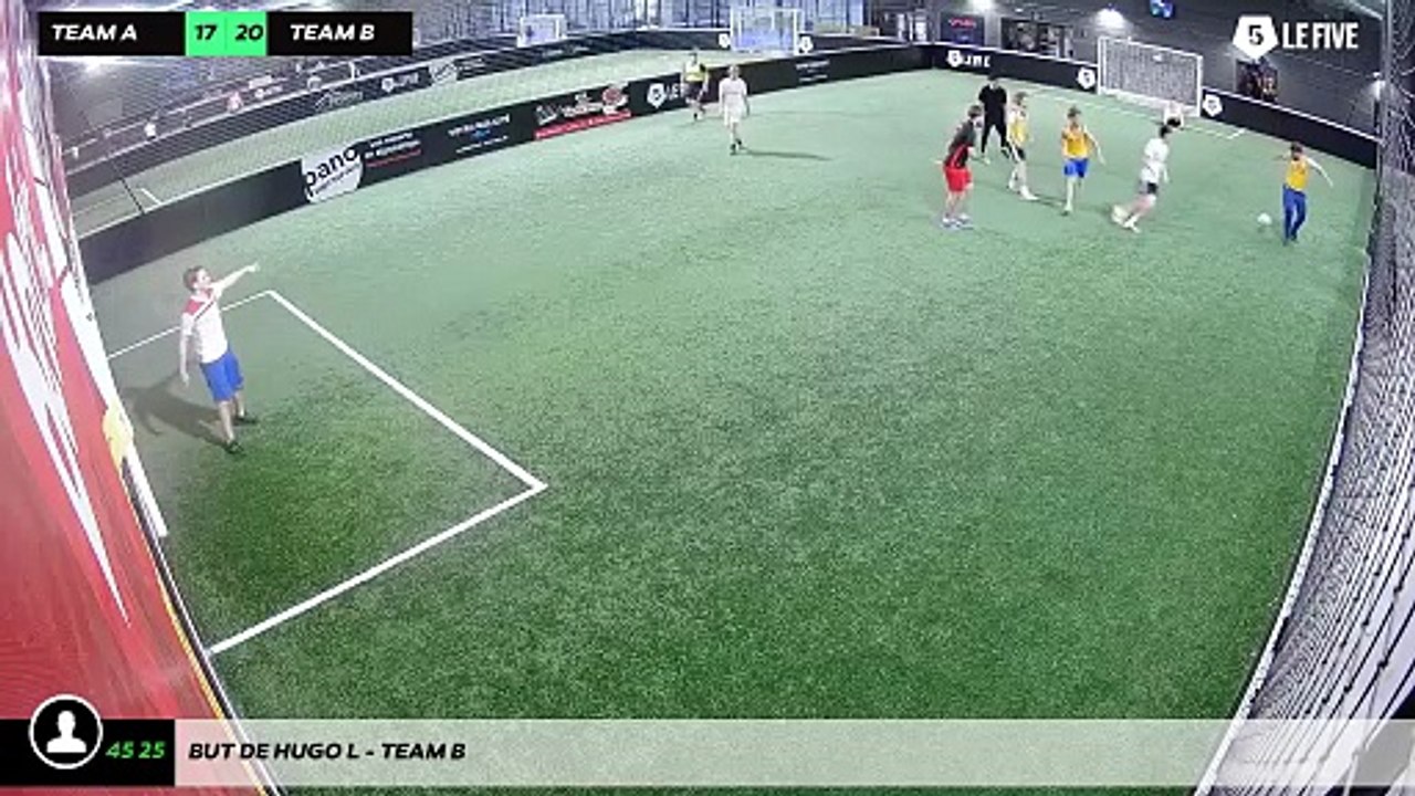 But de Hugo L - Team B