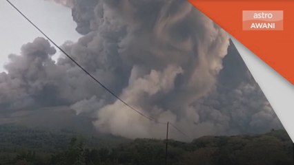 Gunung Lewotobi meletus, abu tebal capai 10km ke udara