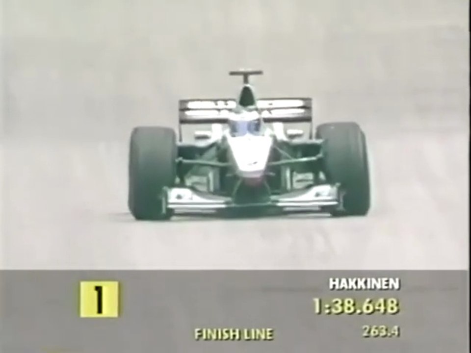 F1 – Mika Häkkinen (McLaren Mercedes V10) laps in qualifying – Malaysia 2000