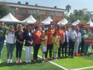 Samuel García arranca el Mundialito Escolar 2025 - 2026 en Nuevo León