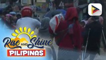 Ilang mag-aaral sa Malabon, lumusong sa baha sa pagpasok sa paaralan; LGU, tiniyak na tinutugunan ang pagbaha tuwing pasukan