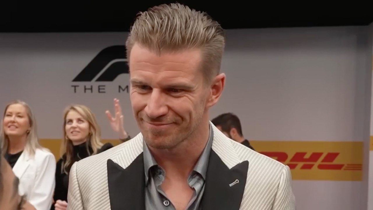 F1 Driver Nico Hülkenberg Has to Have a "Power Nap" Before a Big F1 Race | THR Video