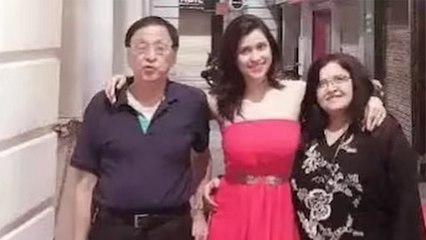 Mannara Chopra Father Raman Rai Handa 72 Age Passes Away, Family, Business, Relation With Priyanka