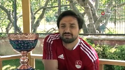 Türk güreşçi İsrail bombardımanında yaşadıkları anlattı: Camlardan atladık