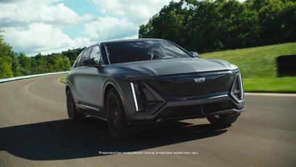 2026 Cadillac LYRIQ-V Driving Video