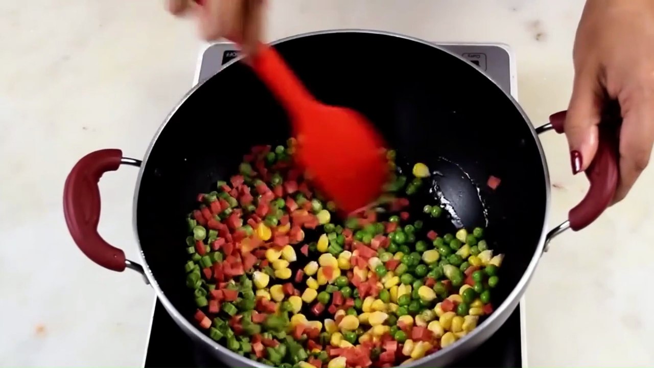 Pizza Puff -Un bocadillo sabroso.