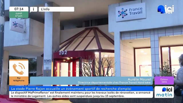 Du stade vers l'emploi : quand patrons et demandeurs d'emplois chaussent les crampons à Bourgoin-Jallieu