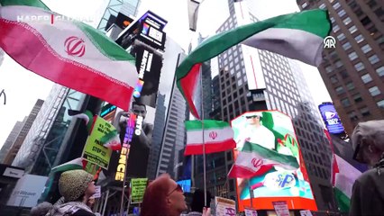 Times Meydanı’nda İran’a destek gösterisi düzenlendi