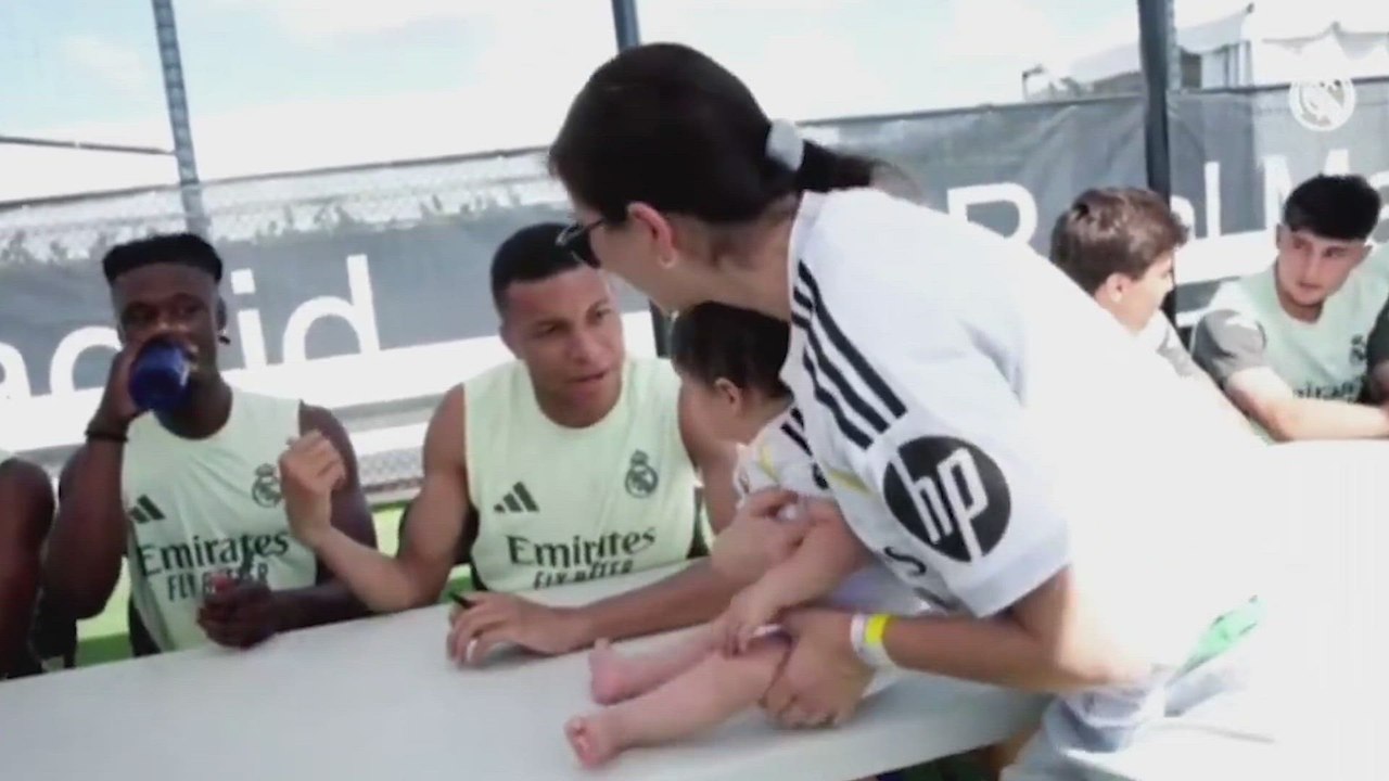 El vacile de Mbappé a Camavinga con un bebé que tiene al madridismo tronchándose de risa