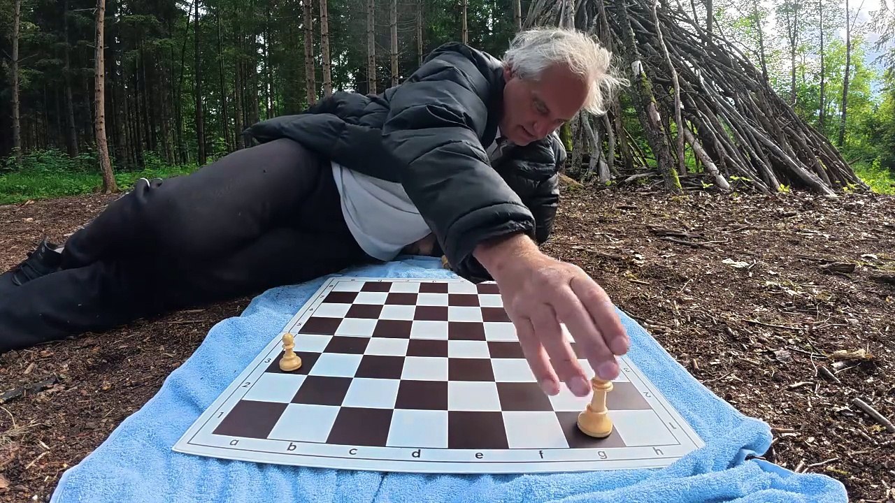 Draw study in cooperation with Mario Guido García –  Study by Peter Krug