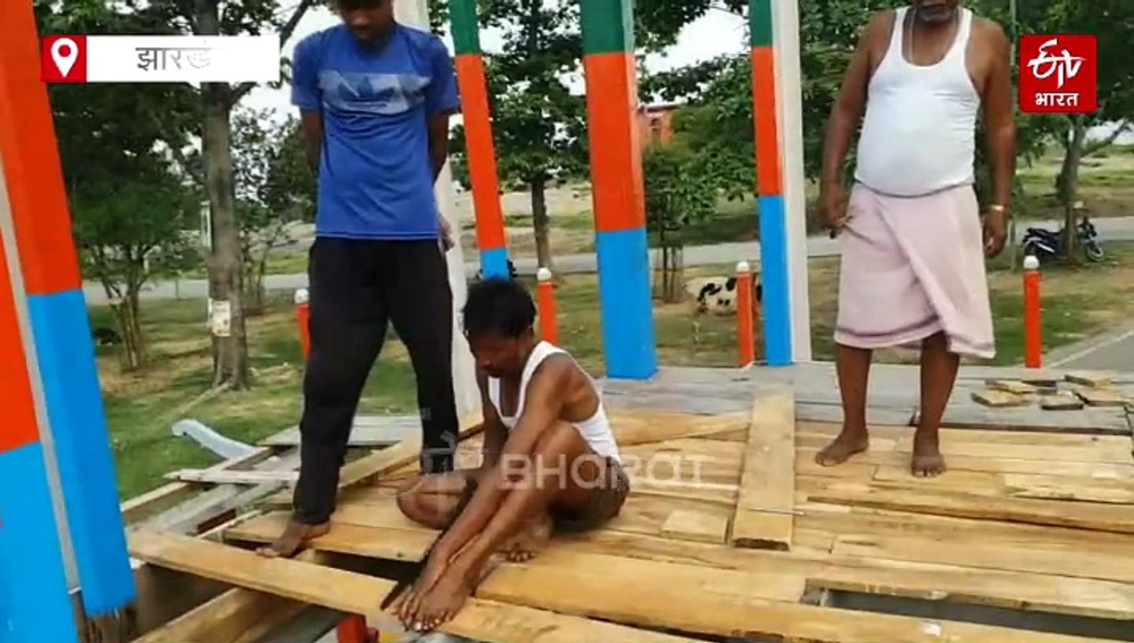 रांची में रथ  यात्रा की तैयारी जोरों पर, 300 सालों से एक ही परिवार बनाता है महाप्रभु जगन्नाथ का रथ