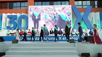 UAX celebra la graduación de más de 8.700 alumnos en su 30 aniversario con Nadal como padrino