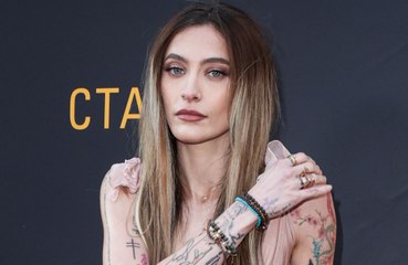 Filha de Michael Jackson se manifesta após agendar show no aniversário da morte do pai