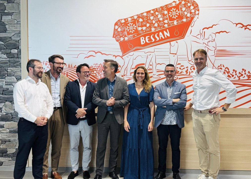 Inauguration du nouvel Intermarché, situé au sein du nouveau centre commercial "Terres de Bessan