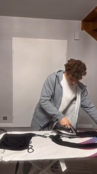 plus compliqué de plier les affaires des meufs que de les comprendre