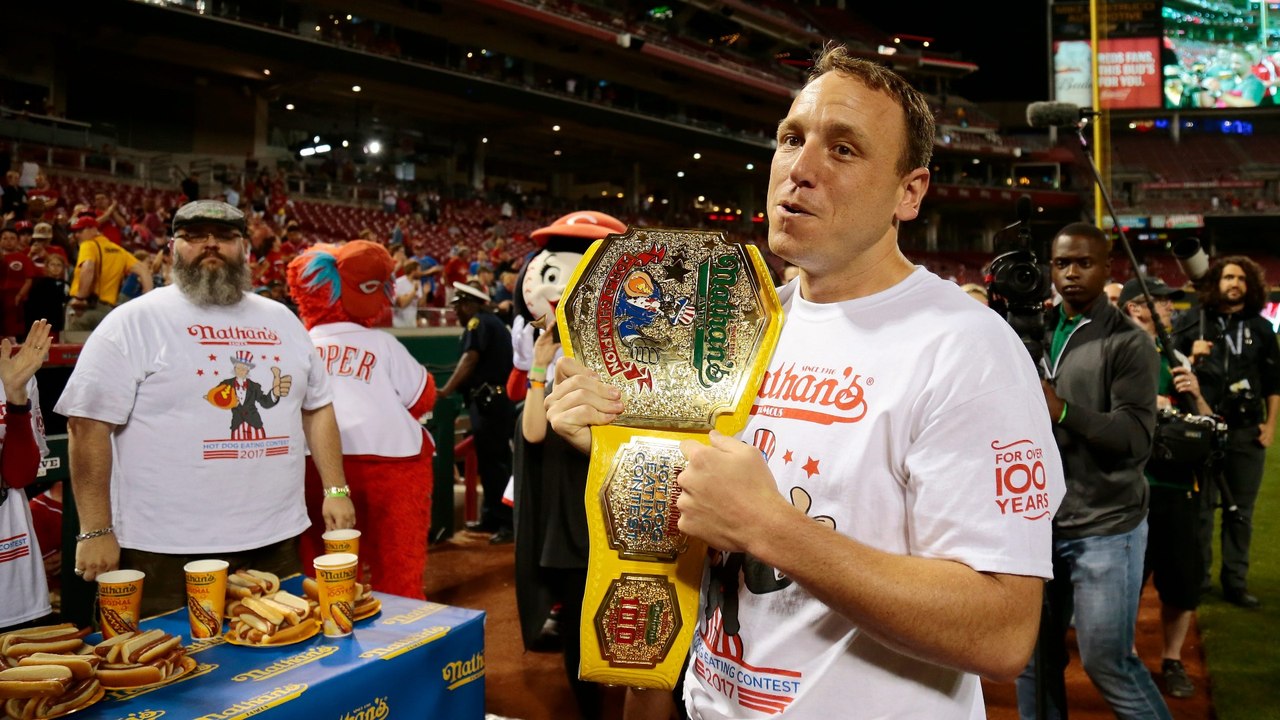 Joey Chestnut Returns to Defend Title at Nathan's Hotdog Contest