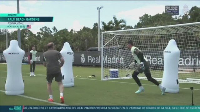 Entrenamiento del Real Madrid en la previa del Al Hilal
