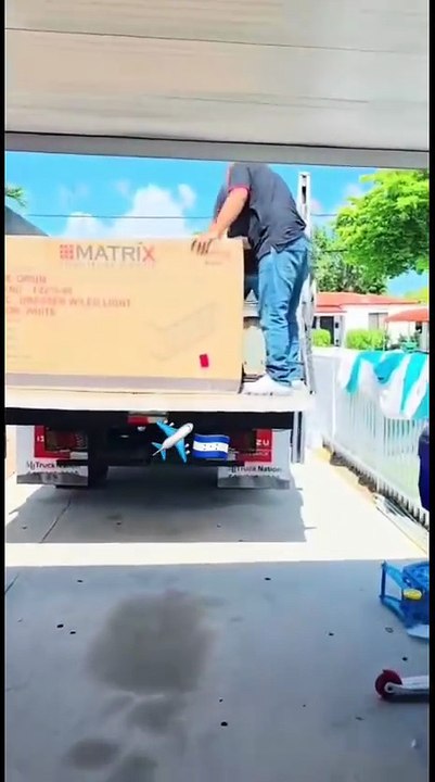 'A disfrutar mi madrecita': hondureña regresa de EE. UU a sus raíces