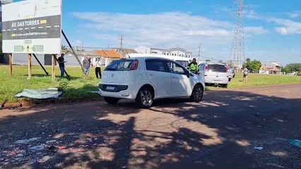 Kombi e Ônibus se envolvem em colisão no Bairro Parque Verde