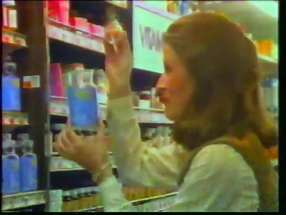 (October 25, 1983) KPWR-TV 17 CBS Bakersfield Commercials