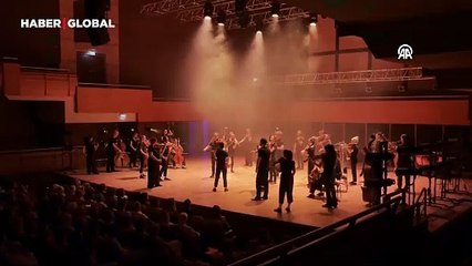 Geneva Camerata "Revolta" ile İzmir'de sahne aldı