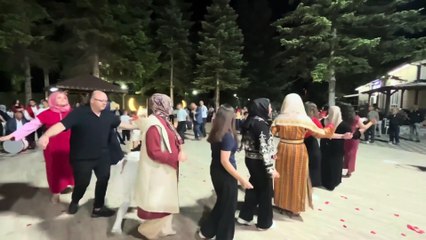 YILANA BAK YILANA BAK OYUNU