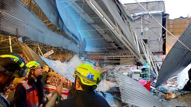 Techo se desploma en supermercado dentro de Pabellón del Valle en CDMX; hay dos personas lesionadas