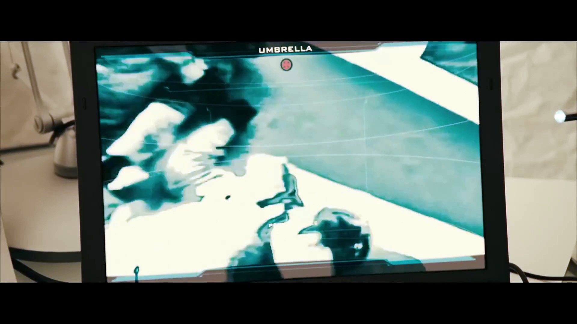 Alice vs Desert Mutants (2007) | Resident Evil: Extinction – Opening Scene