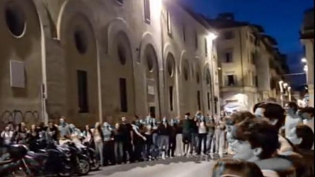 Firenze, la notte prima degli esami del liceo Michelangiolo