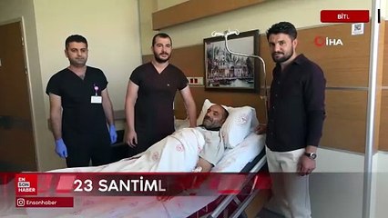 Bitlis’te 56 yaşındaki hastanın böbreğinden 23 santimlik kist çıkarıldı