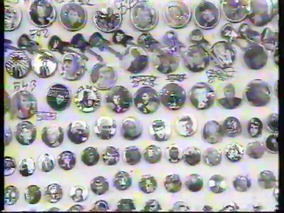 Johnny Hallyday – "Johnny For Ever" à Champerret (FR3 - Zapper n’est pas jouer, 11 mars 1993)