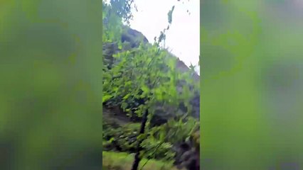 Doppio intervento nella forra dell?Albola: il ferito issato sull'elicottero