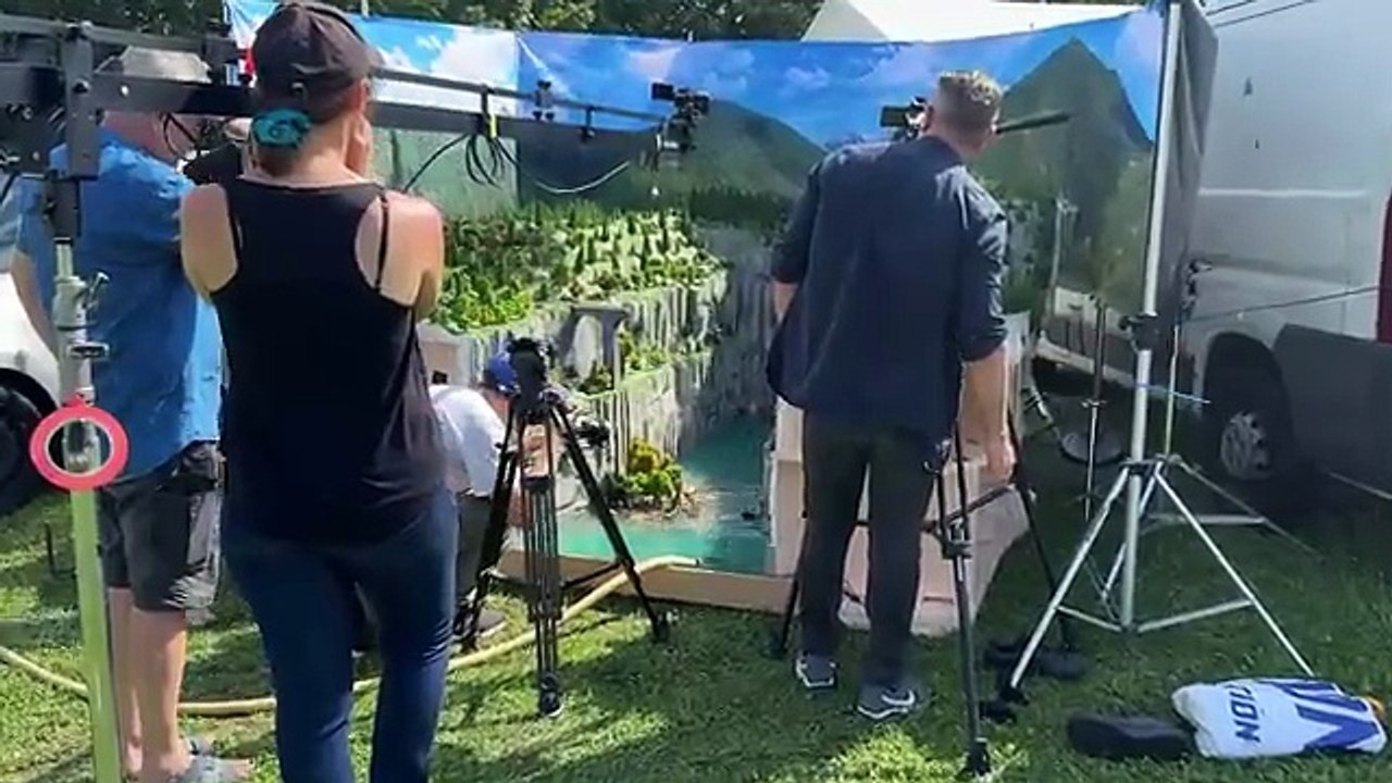 Mission_Impossible_Reckoning_TRAIN_CRASH,_fall_from_a_bridge,_behind_the_scenes_with_miniatures(360p)