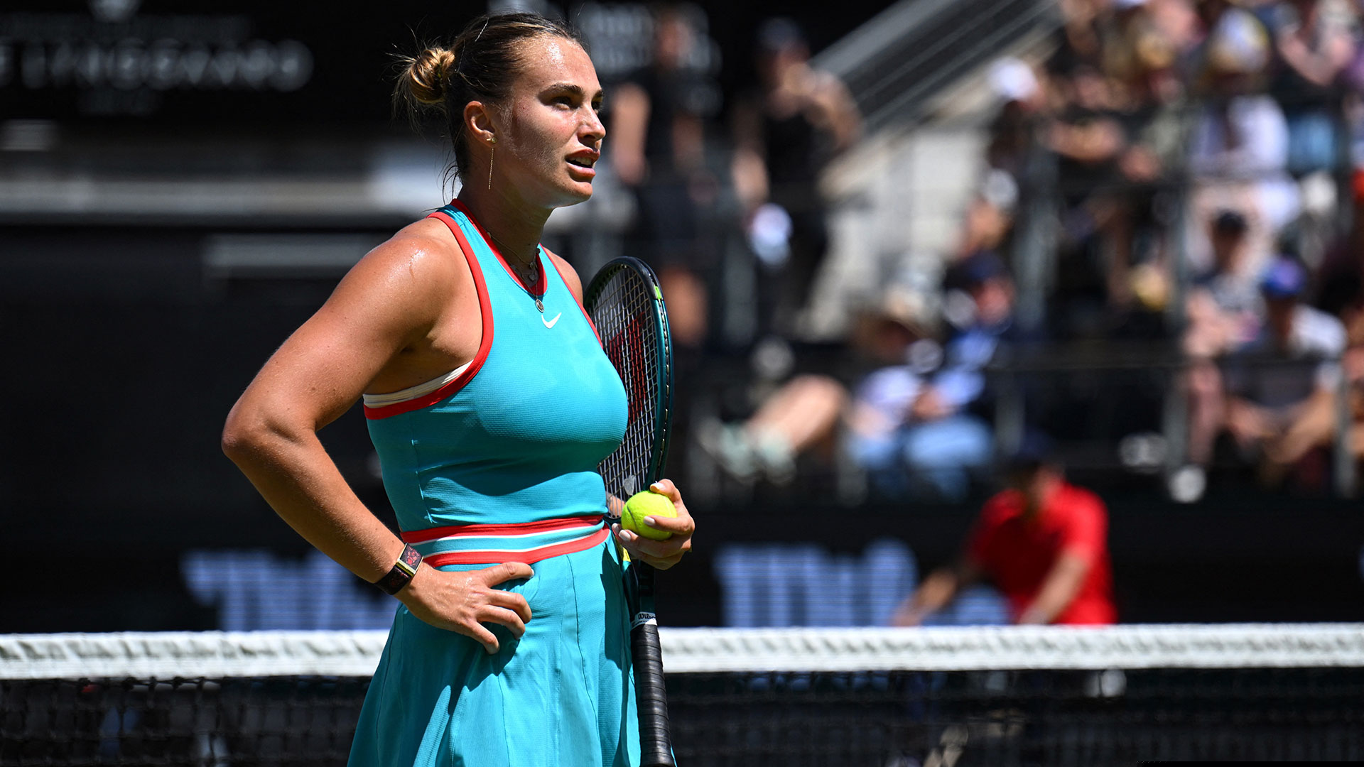 Aryna Sabalenka v Marketa Vondrousova