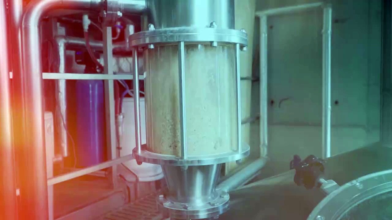 Instead : la start-up nantaise qui transforme la bière en mobilier design et durable