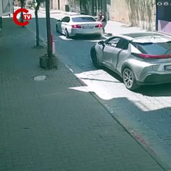 Klinik önüne koli içerisinde bırakılan köpek öldü