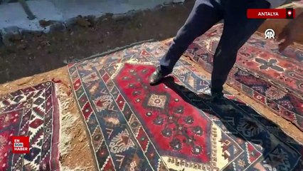 Antalya’nın ‘halı tarlaları’na dokuma halı ve kilimler serilmeye başlandı