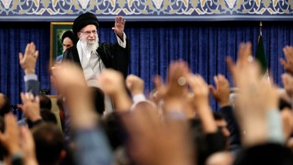 Jameneí advierte a EEUU de que no intervenga en la guerra o sufrirá "un daño irreparable"