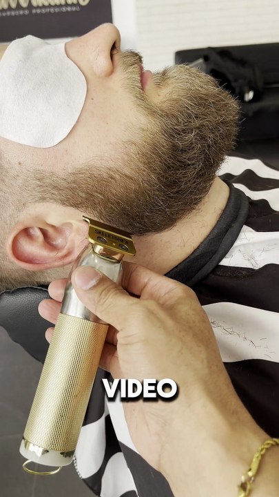 Como afeitar una barba y limpiarla natural sin marcar mucho las líneas con la cuchilla
