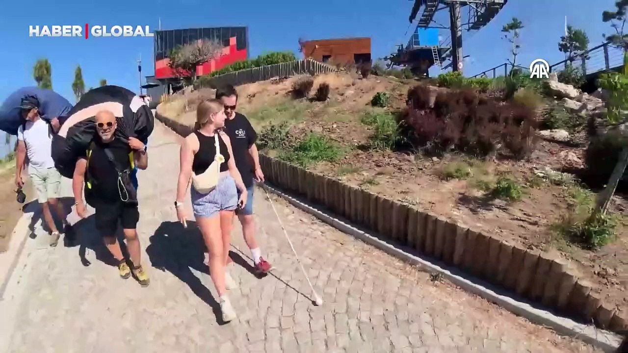 Görme engelli İngiliz turistin hayali Fethiye'de gerçek oldu