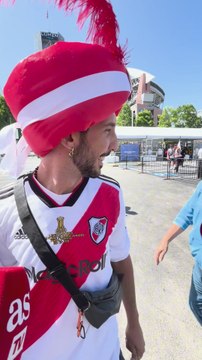La afición de River Plate se rinde a Franco Mastantuono