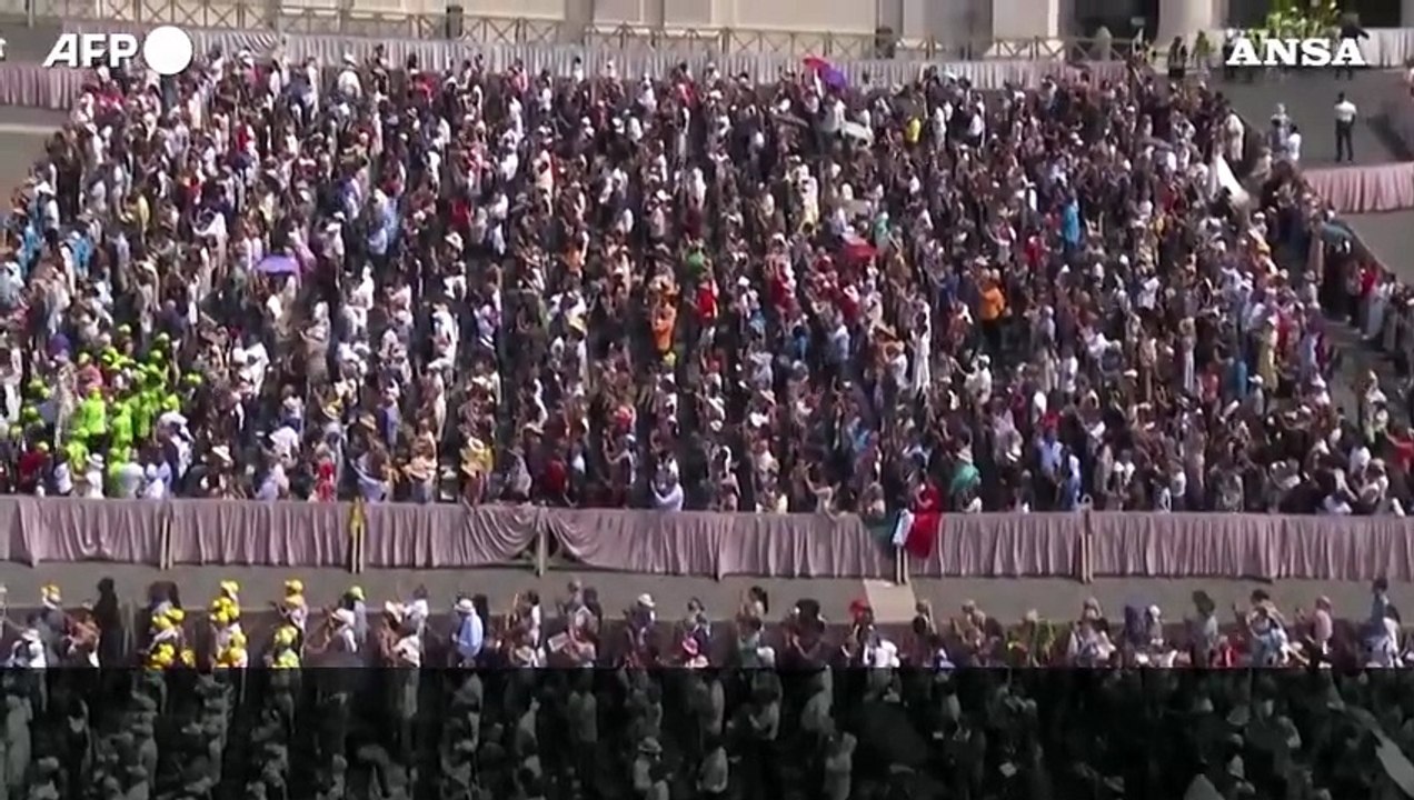 Il Papa chiede la pace "in nome del diritto internazionale e della dignita' umana"