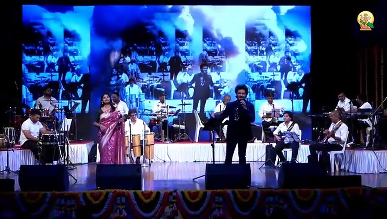 deewana hua baadal | | Javed Ali & sangeeta melekar live