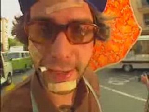 Les Gros Cons - L'apiculteur