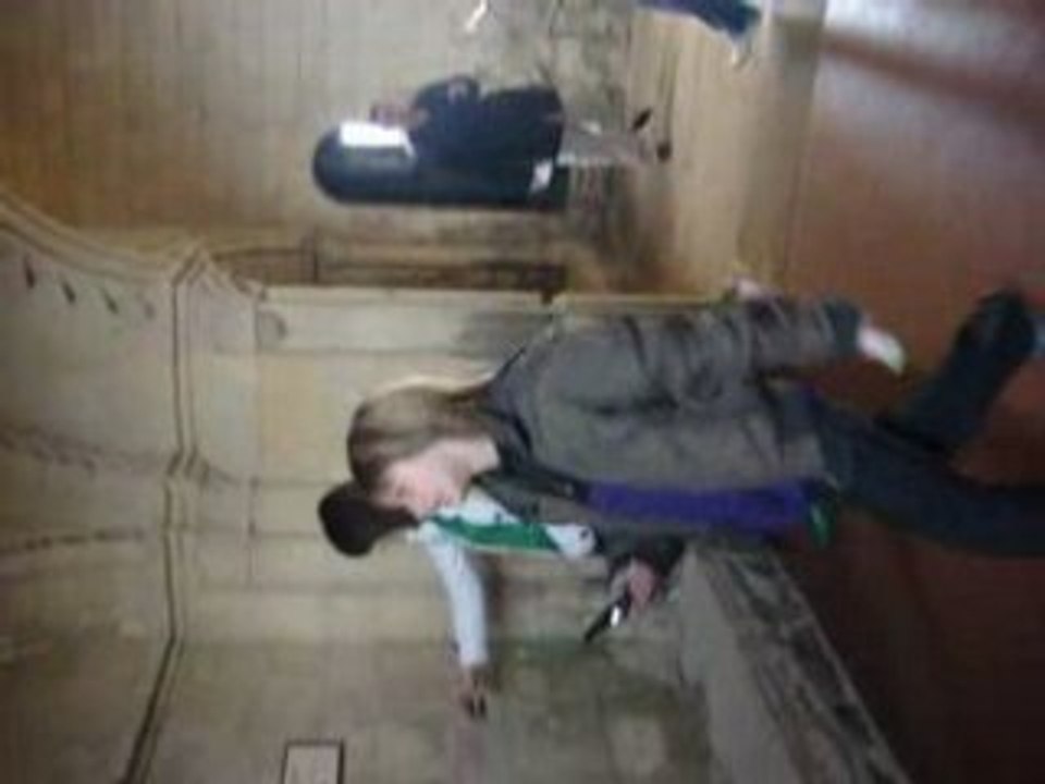 MOV01395