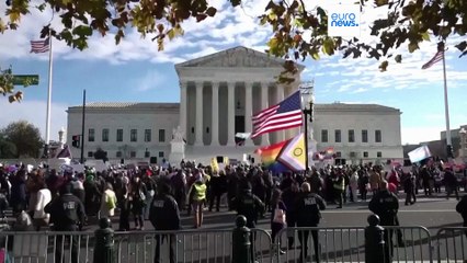 Верховный суд США поддержал закон, ограничивающий оказание помощи подросткам при смене пола
