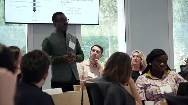 Esade implanta un modelo de financiación de estudios con ingresos futuros del alumno